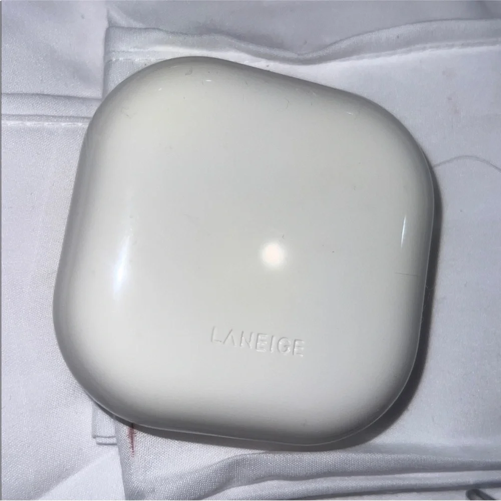 LANEIGE Glossy White Compact